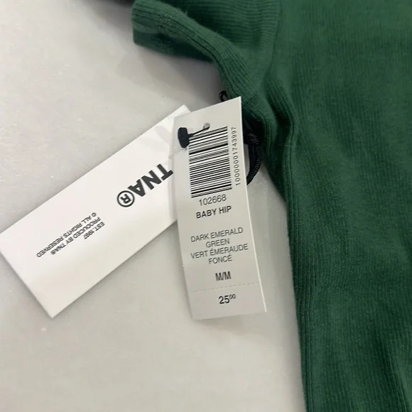 TNA NEW WITH TAGS emerald green BABY HIP short sleeve tshirt so.e medium. - Picture 3 of 5